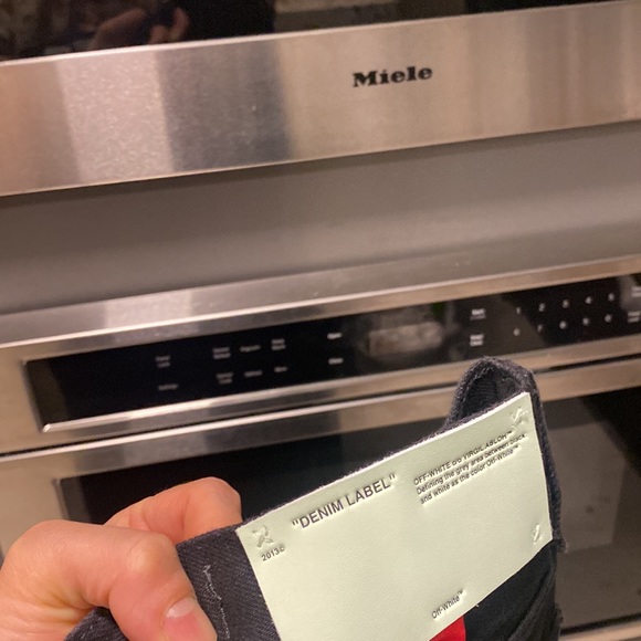 🔥NEW🔥STUNNING!!! OFF-WHITE Denim Label “WOMAN” Black Denim with Embroidered - Picture 4 of 14